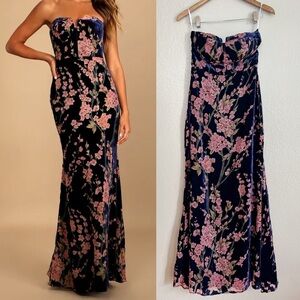 NWOT Bloom In Mind Navy Blue Floral Print Velvet Strapless Maxi Dress